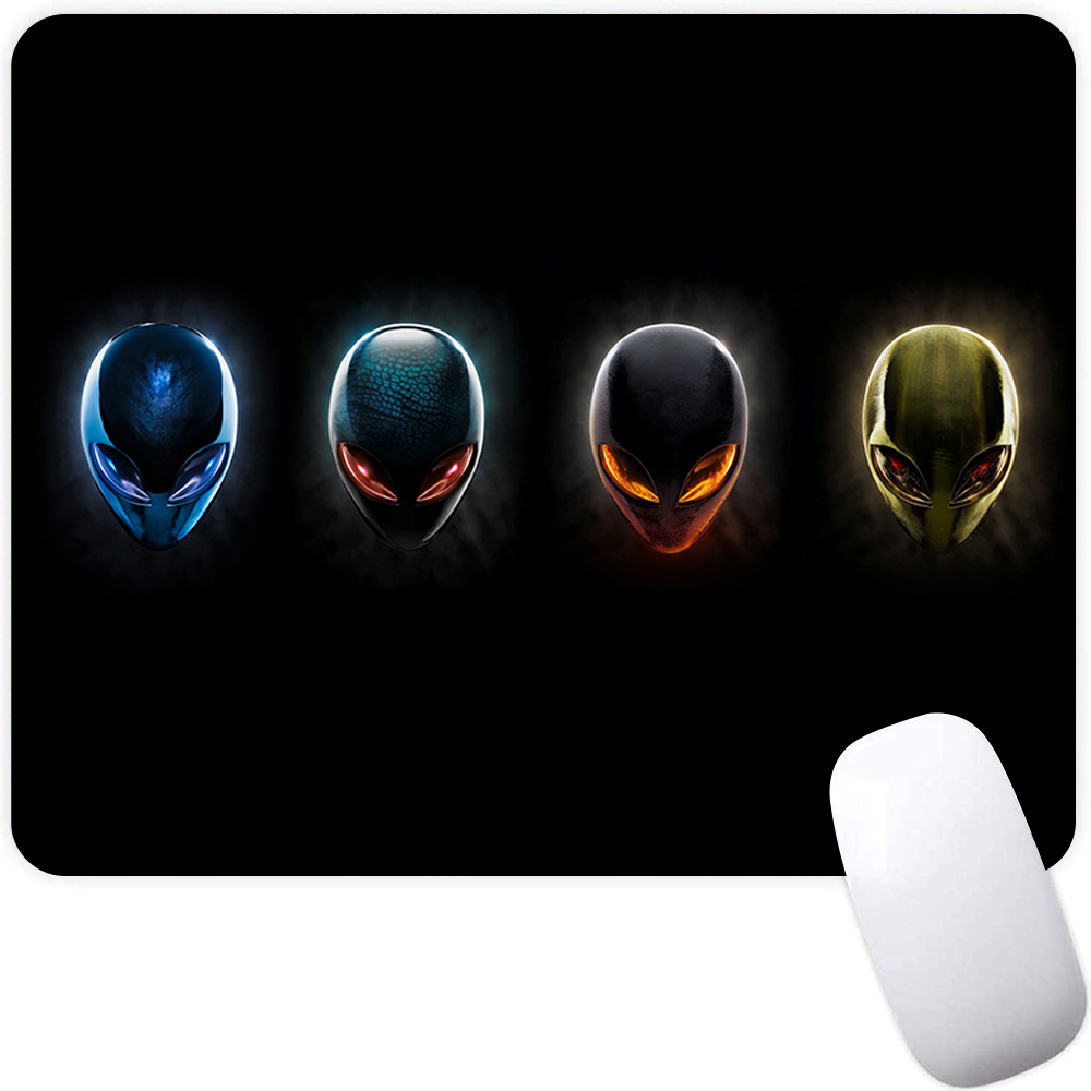 Dell Alienware mała podkładka  – Pc Gaming Dell Alienware recenzja i cena